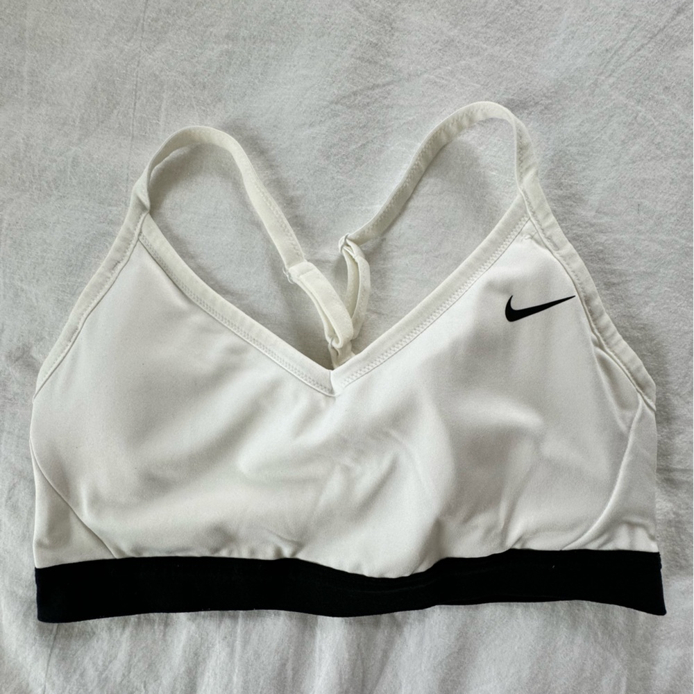 Nike Women's Dri-FIT Light-Support Padded V-Neck Sports Bra - Size L